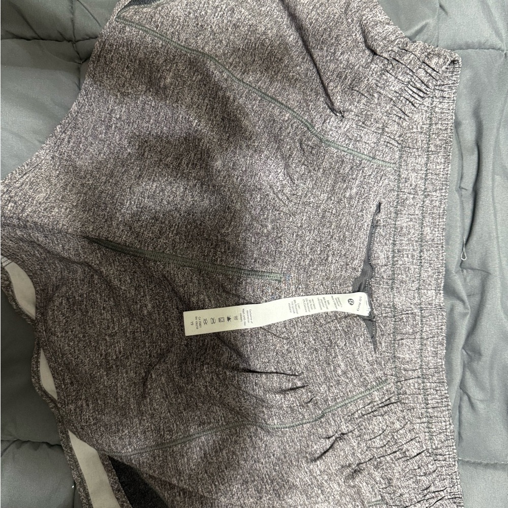 Lululemon Gray 2.5 inch Low Rise hotty hot shorts